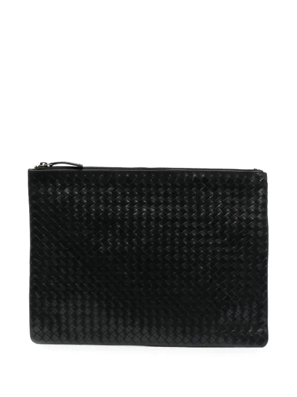 DRAGON DIFFUSION
A4 woven clutch bag in black