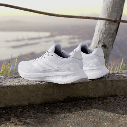ADIDAS RUNFALCON 5 RUNNING SHOE SIZE 39.5 in cloud white
