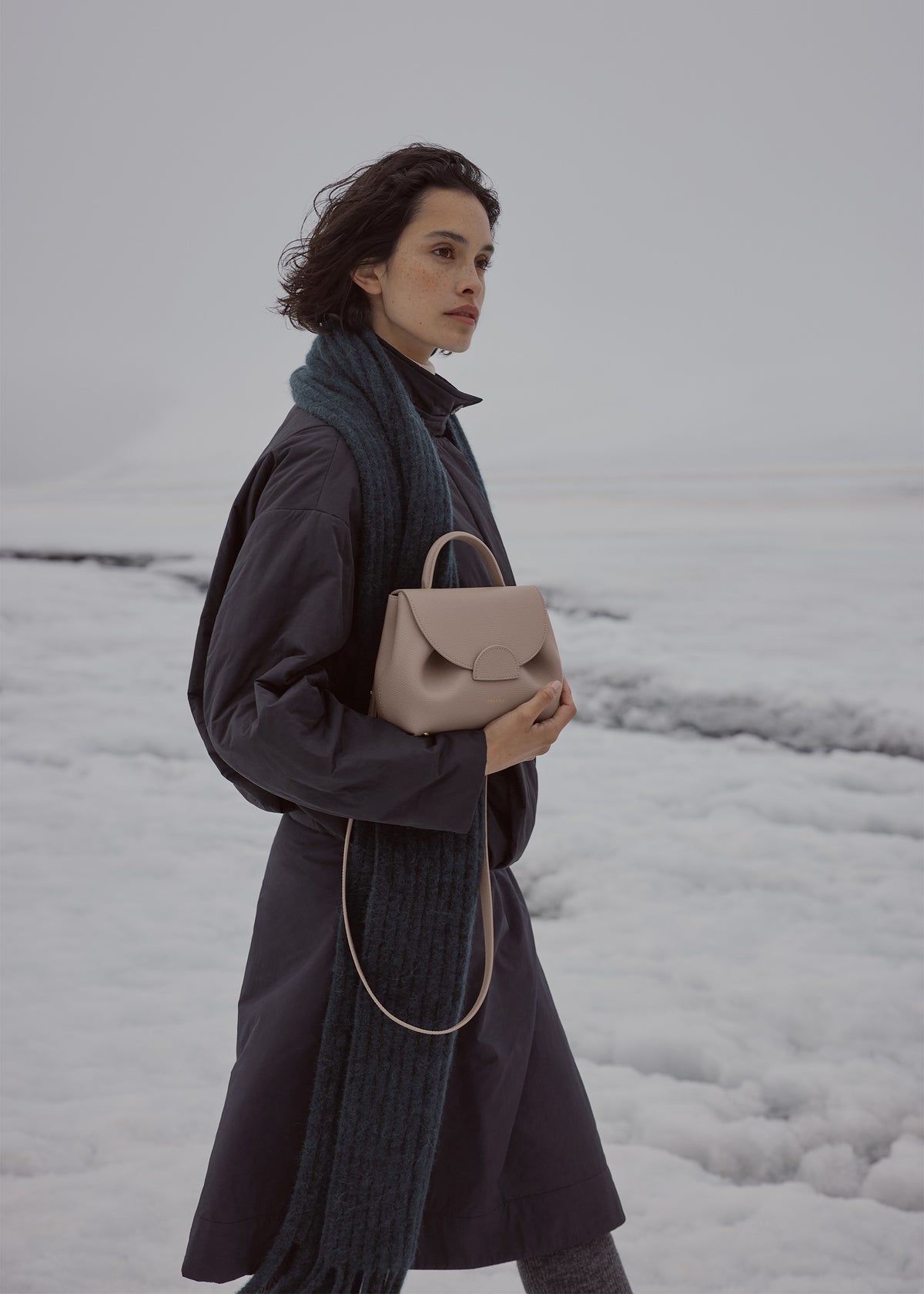 Polene Numéro Un Nano
EDITION TEXTURED TAUPE