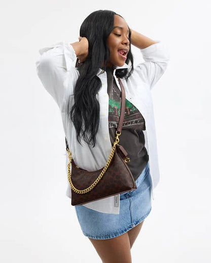 Coach Juliet shoulder bag in signature canvas