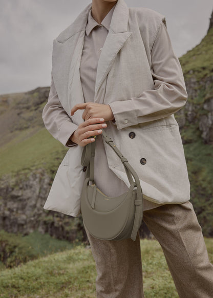 Polene Numéro Dix
Edition textured olive