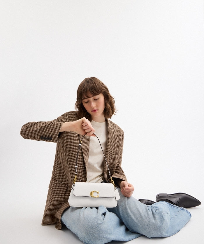 Coach jet shoulder bag white