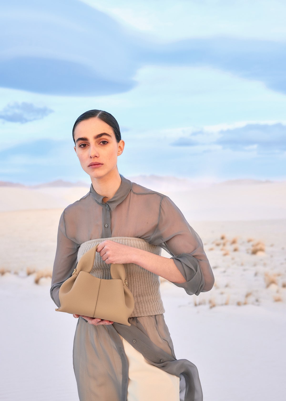 Polene Numéro Neuf Mini
EDITION TEXTURED BEIGE