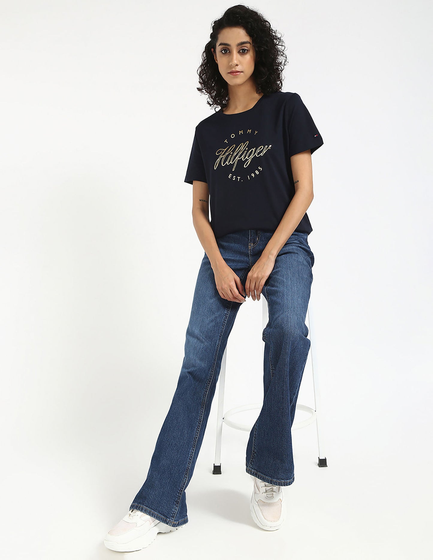 Tommy Hilfiger gold print t-shirt size L