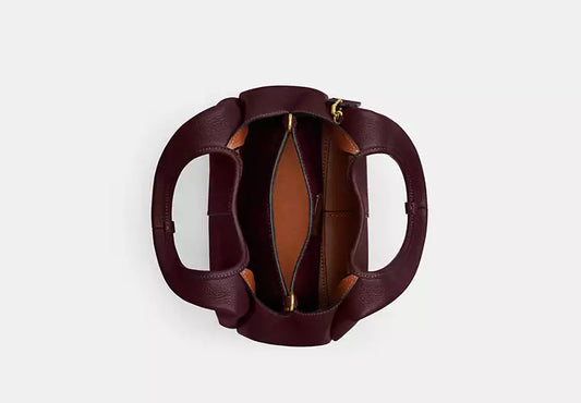 Lana Coach Bag in burgundy